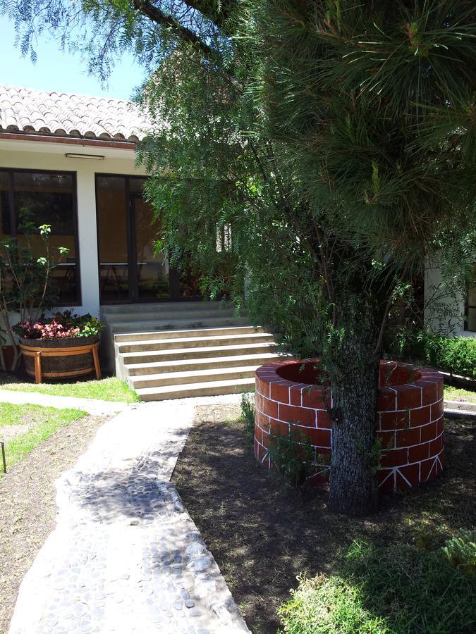 Hotel Colomba Huaraz  Esterno foto